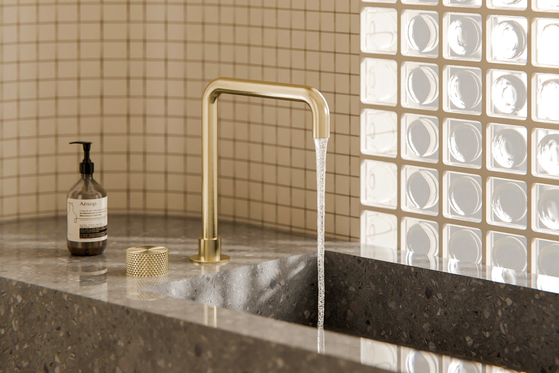 Nero Tapware