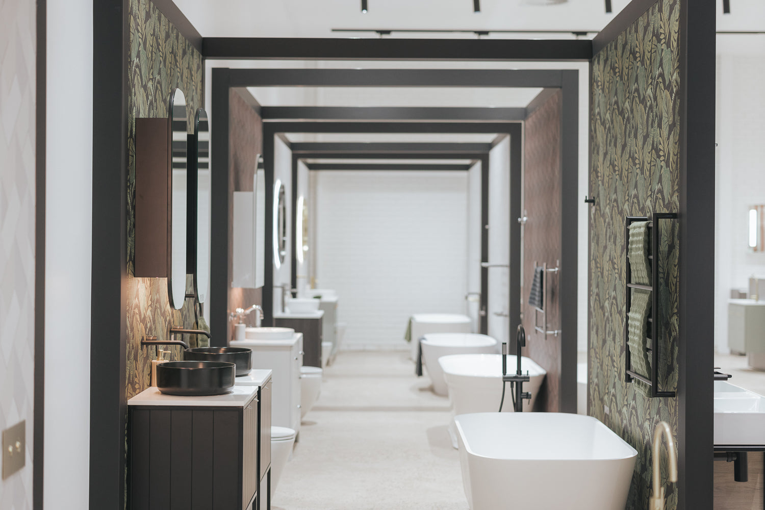 Christmas Showroom Closure