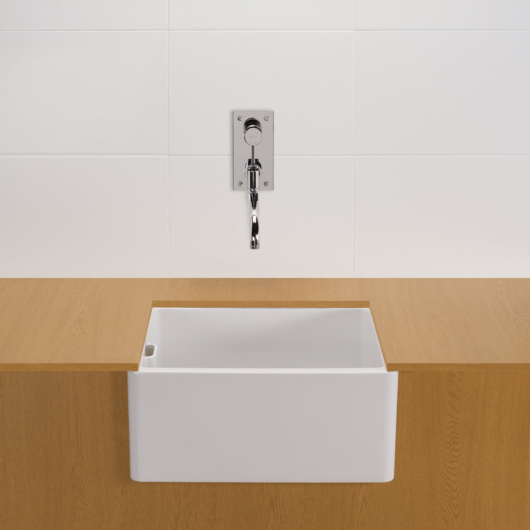 Turner Hastings Belfast 60x46 Fireclay Butler Sink - Design 10
