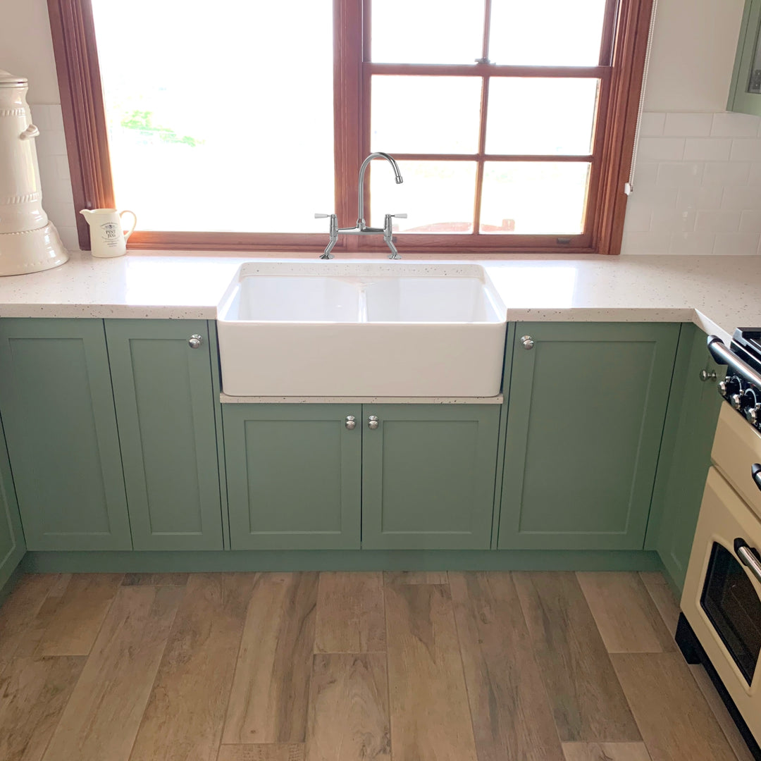 Turner Hastings Chester 80x50 Flat Front Fine Fireclay Butler Sink - Design 10