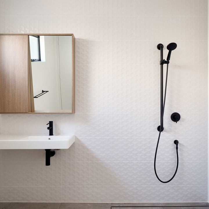 Alder Care HS375 Shower 900mm Straight Rail