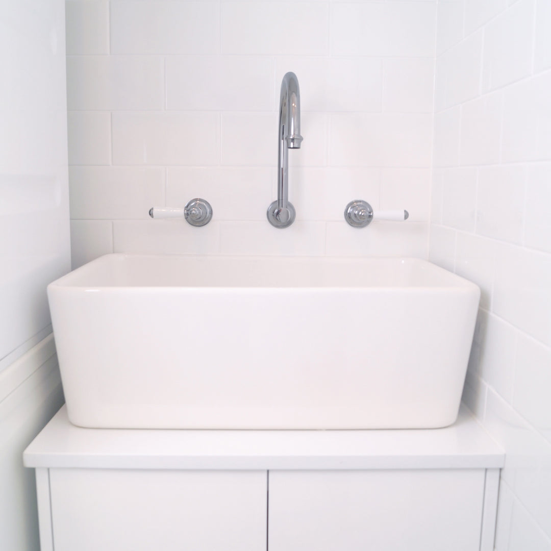 Turner Hastings Galdor 60x41 Fireclay Butler Sink - Design 10
