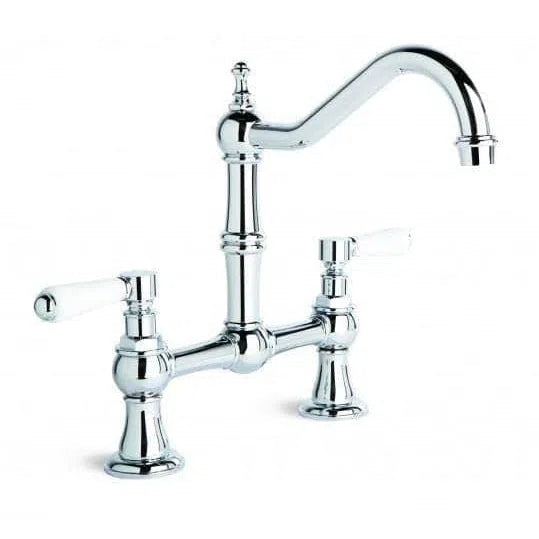 Brodware Winslow Kitchen Set With Lever Handles & Traditional Swivel Spout