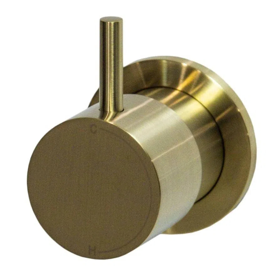 Wall Mixers Millennium Millennium Cioso Progressive Wall Mixer Pin Up Modern Brass