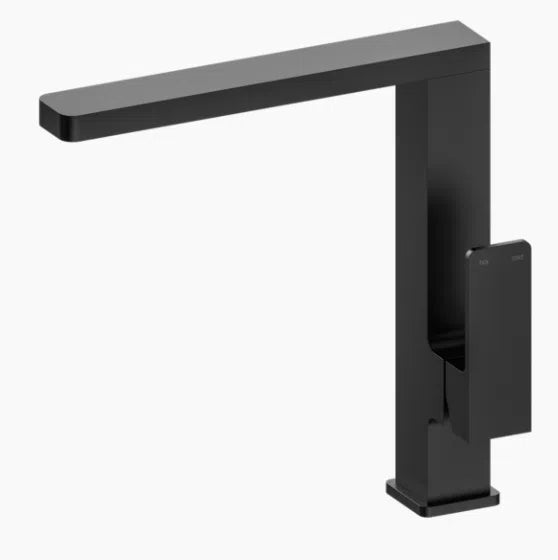 Nero Celia Kitchen Mixer Matte Black